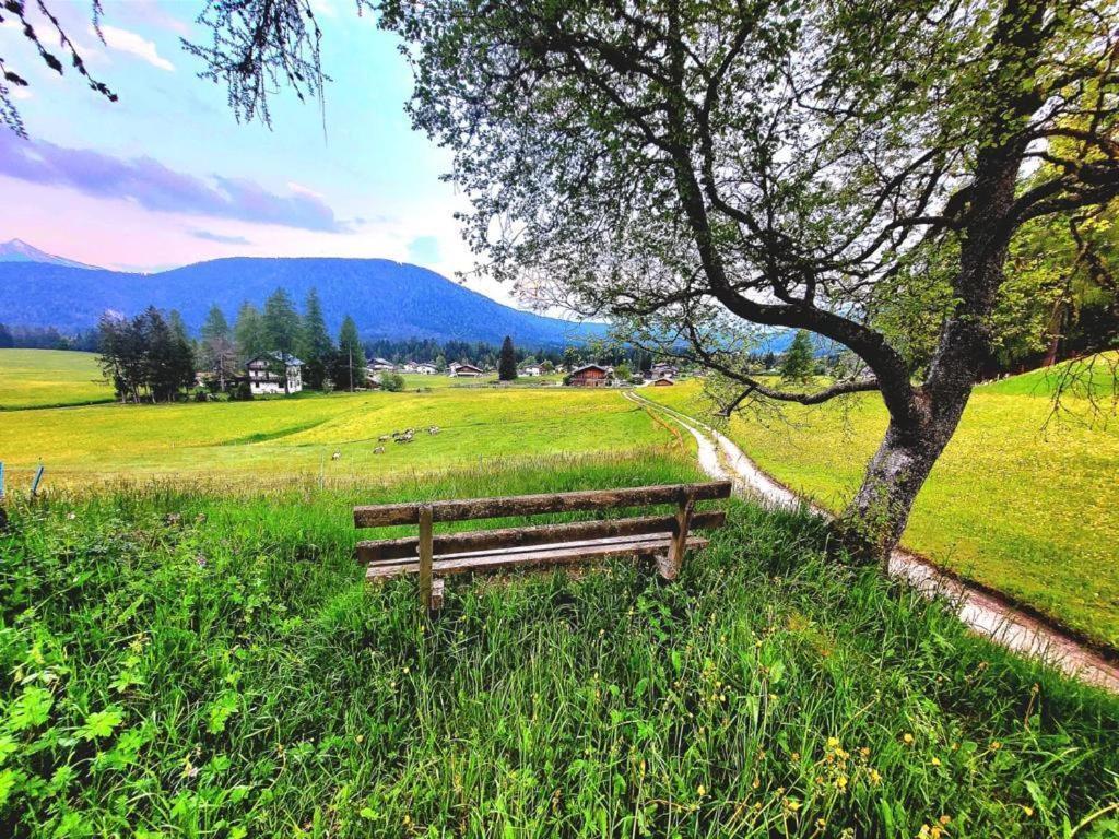 Alpenchalet Im Leutaschtal Buitenkant foto