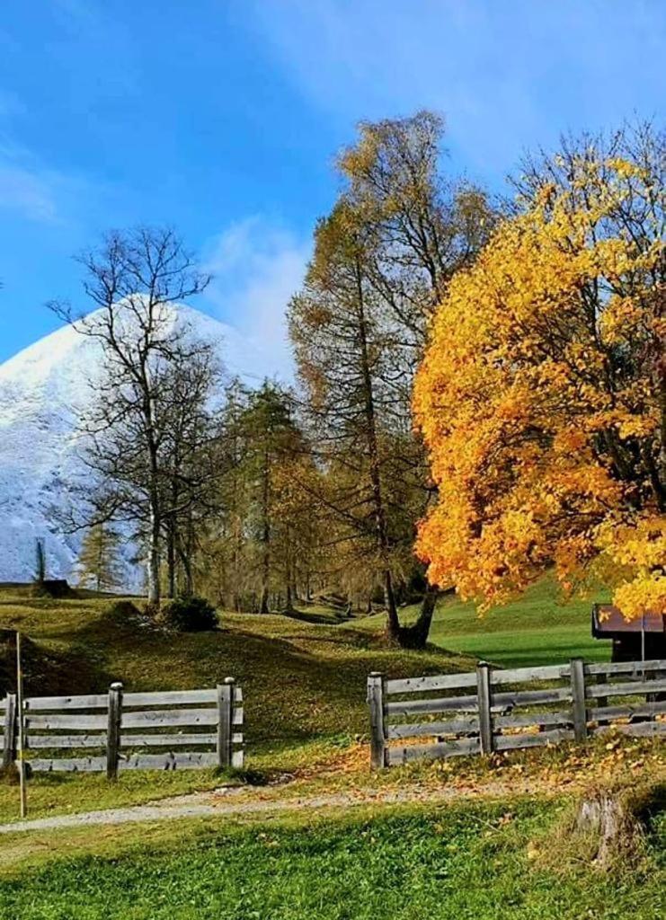 Alpenchalet Im Leutaschtal Buitenkant foto