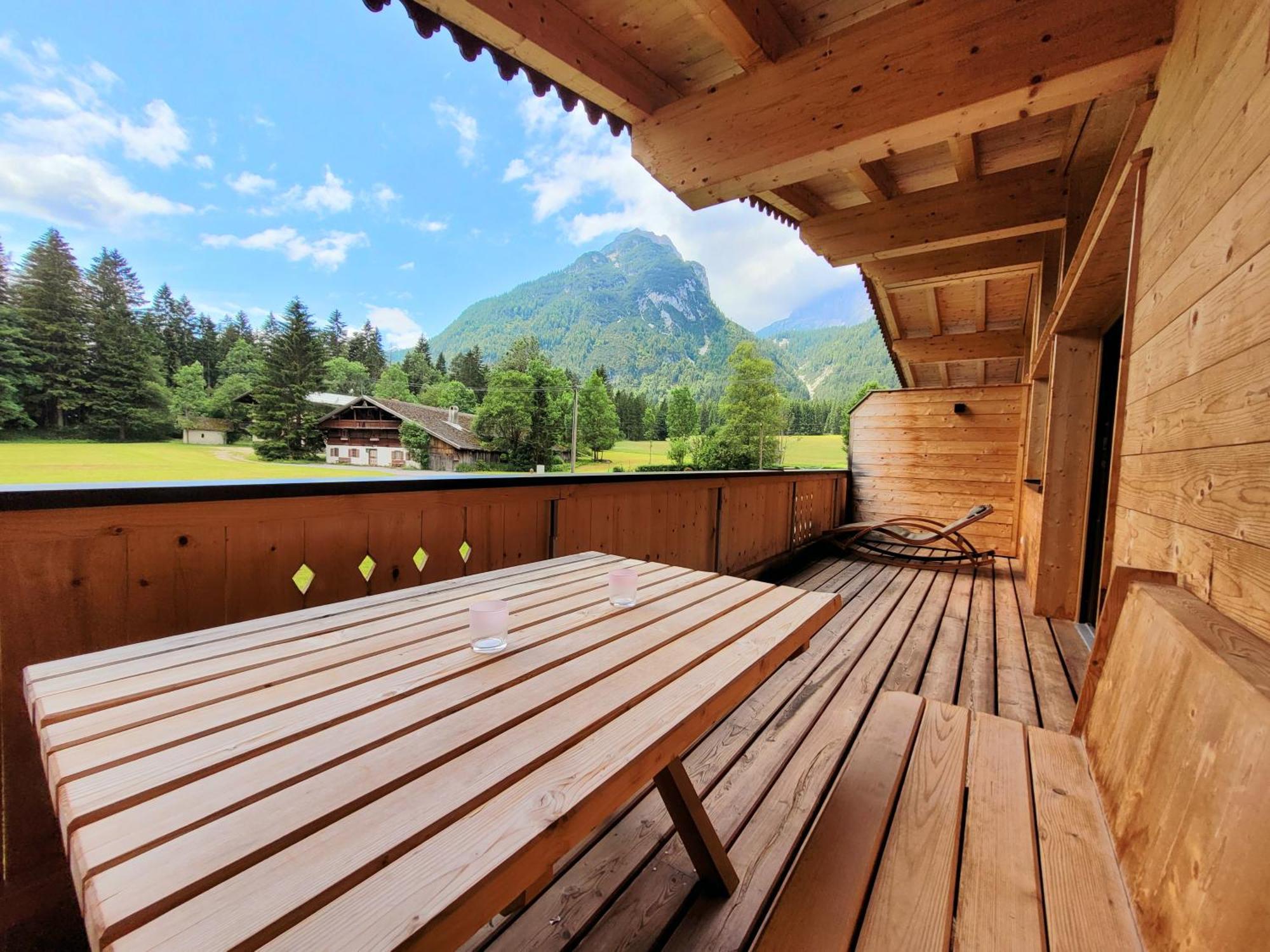 Alpenchalet Im Leutaschtal Buitenkant foto